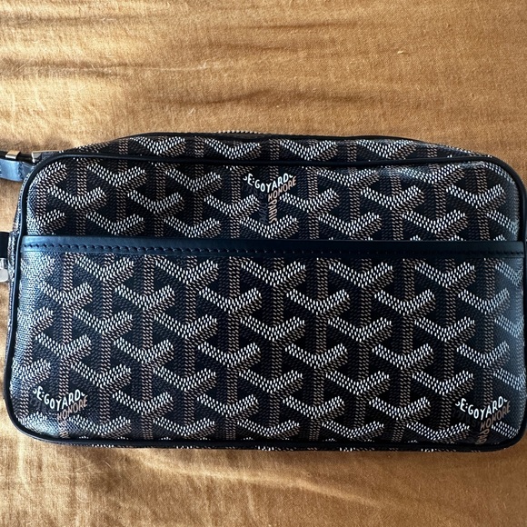 Goyard Cap Vert Crossbody Bag Black - Picture 6 of 12